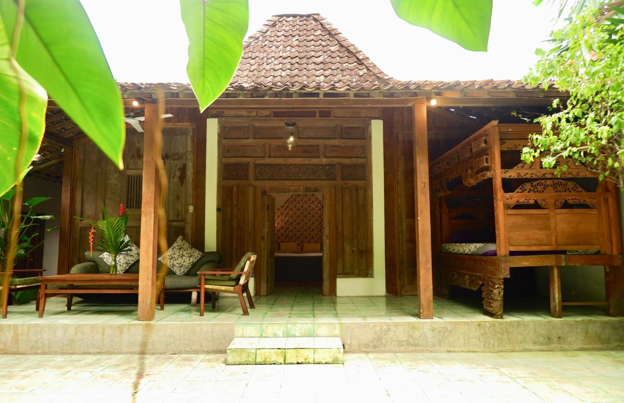 D'omah Yogya 4*
